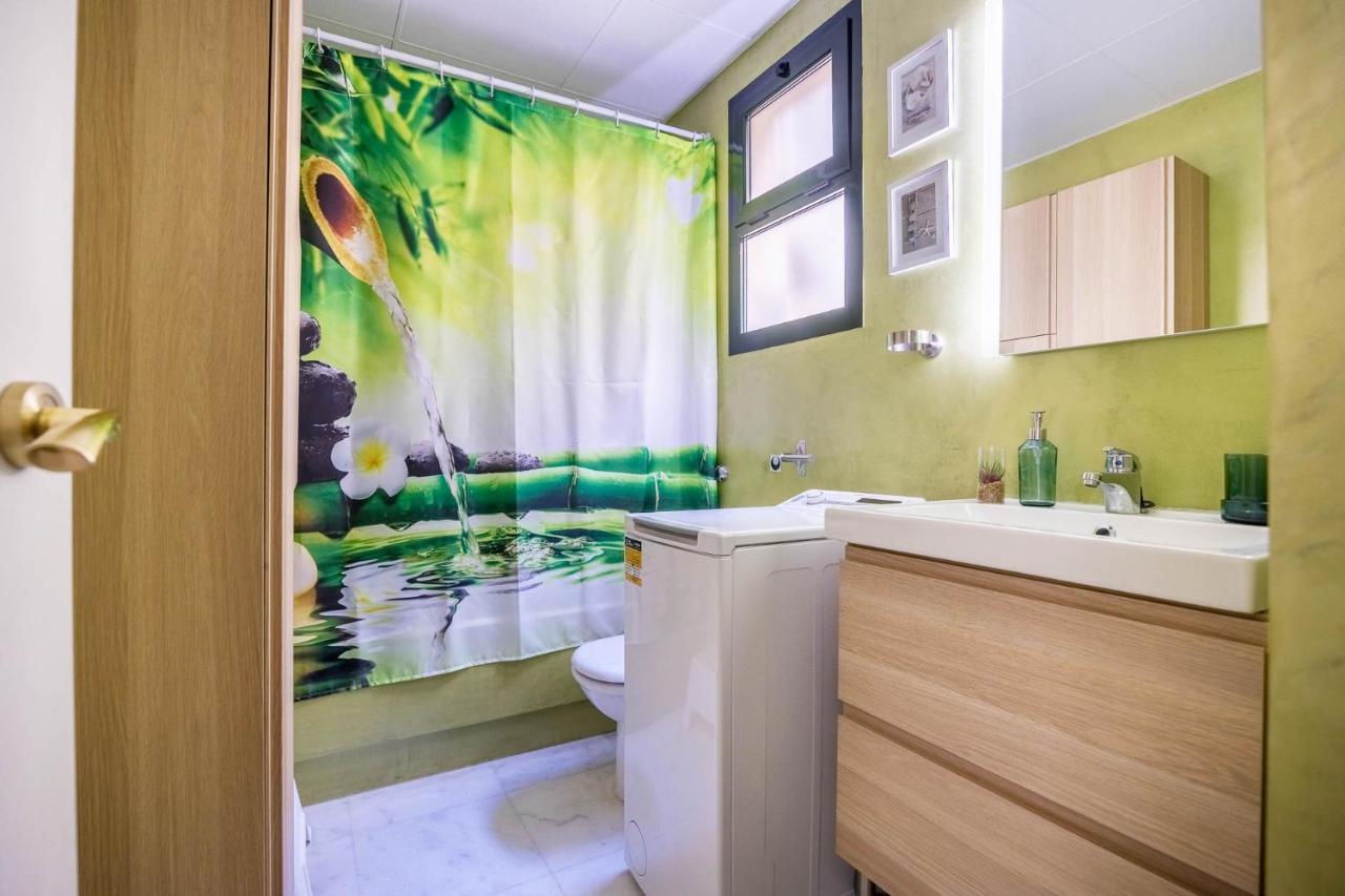 Slava Luxury Suite เซบีญา ภายนอก รูปภาพ