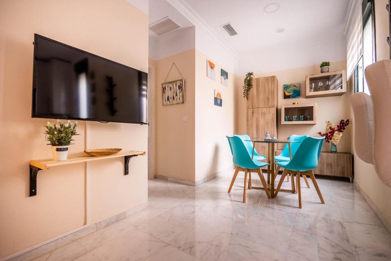 Slava Luxury Suite เซบีญา ภายนอก รูปภาพ